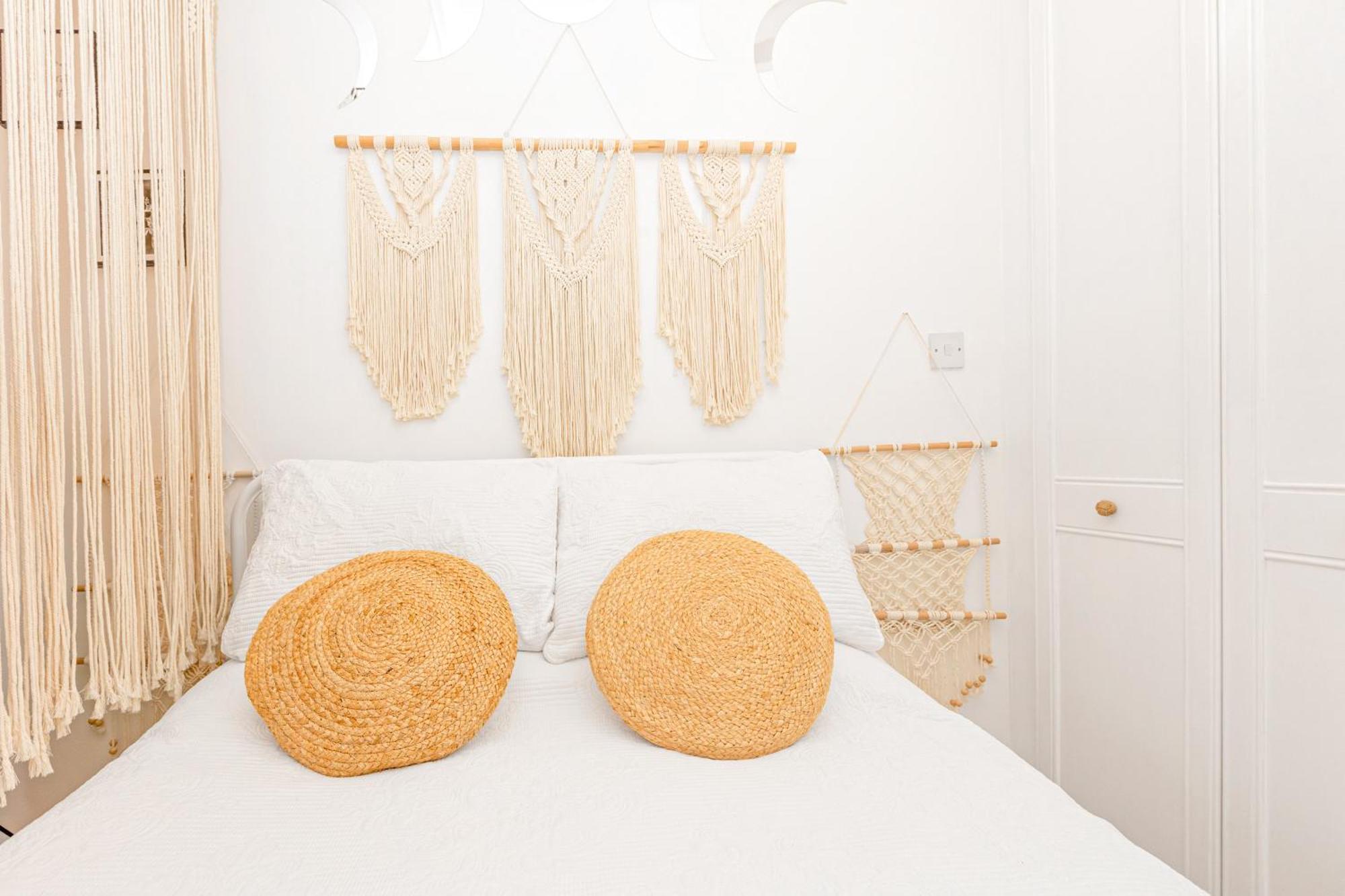 Charming With Balcony In Putney, 5 Min Tube * Londres